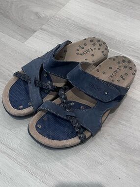 Taos blue braided sandals
